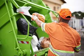 Best Yard Waste Removal  in Nashotah, WI